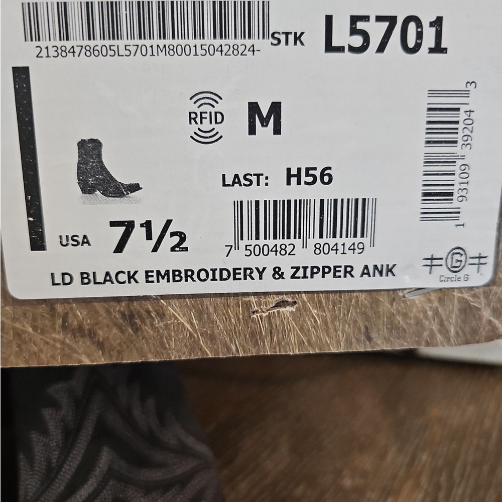 Circle G Charcoal Western Ankle Boots - Picture 7 of 7